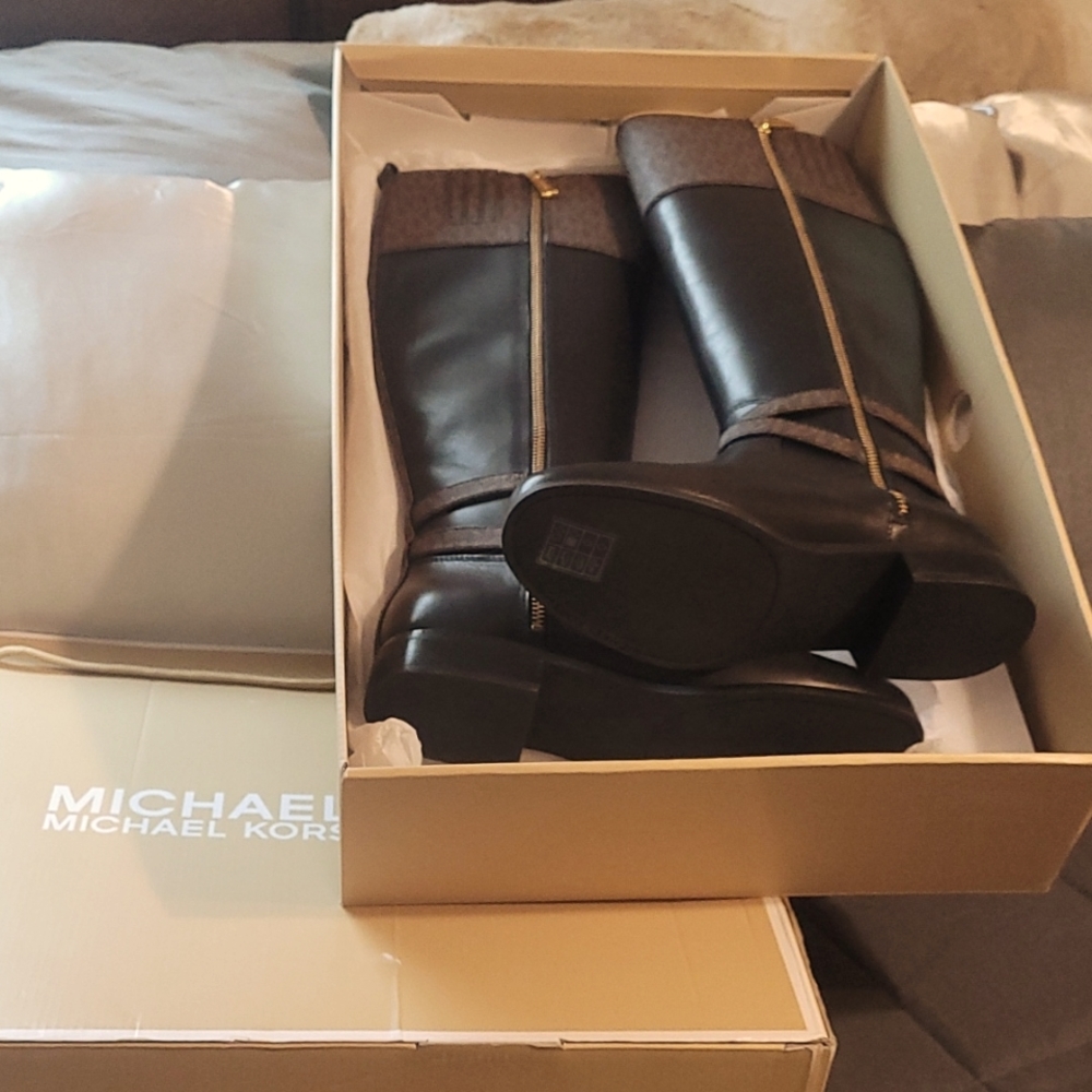 Brand new Michael Kors boots